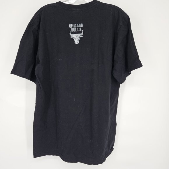 Chicago Bulls Shirt Mens XL Black NBA Basketball Pixel Graphic Tee Phantom Made - Picture 6 of 10